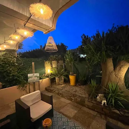 Apartment Petit Coin Boheme A & Jardin Prive *